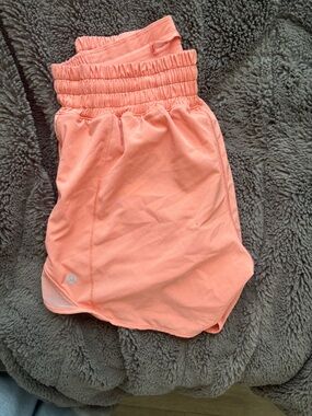 lululemon athletica coral shorts